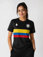 Camiseta Colombia Hombre Negra Franja Tricolor Normal