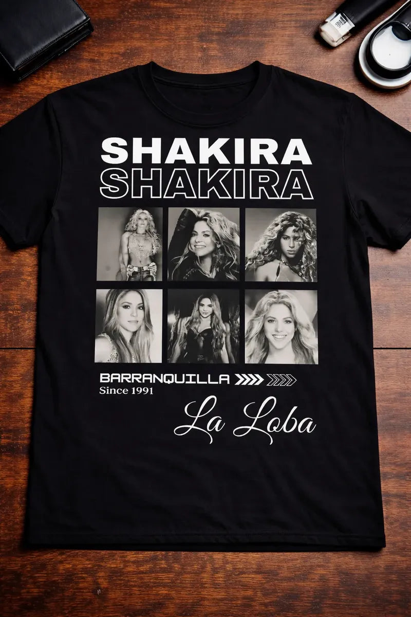 Camiseta Shakira Negra Estampada Ajuste Normal Mujer