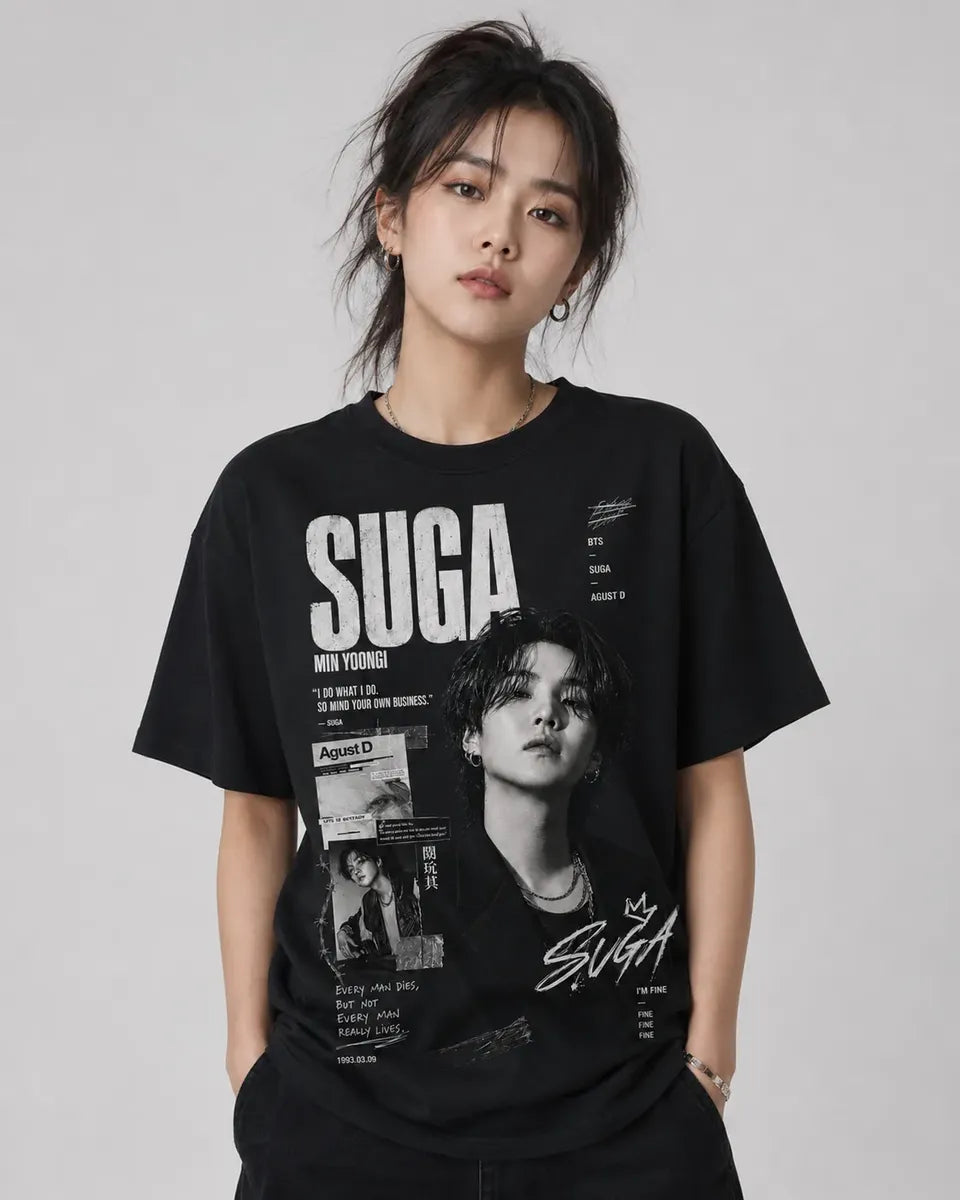 Camiseta Kpop Mujer Negra Estampado Iiii Corte Normal